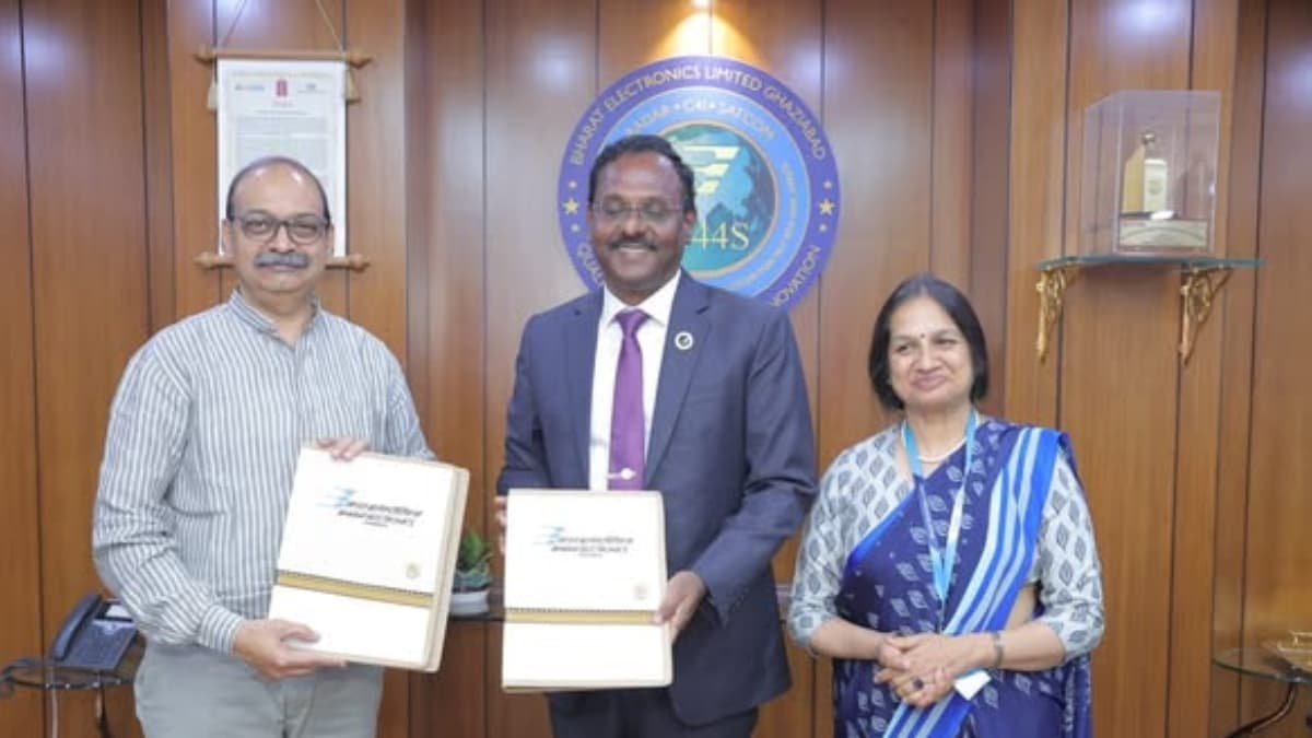 BEL Hands Over Advanced Surgical Equipment to District Combined Hospital Ghaziabad Under CSR Initiative