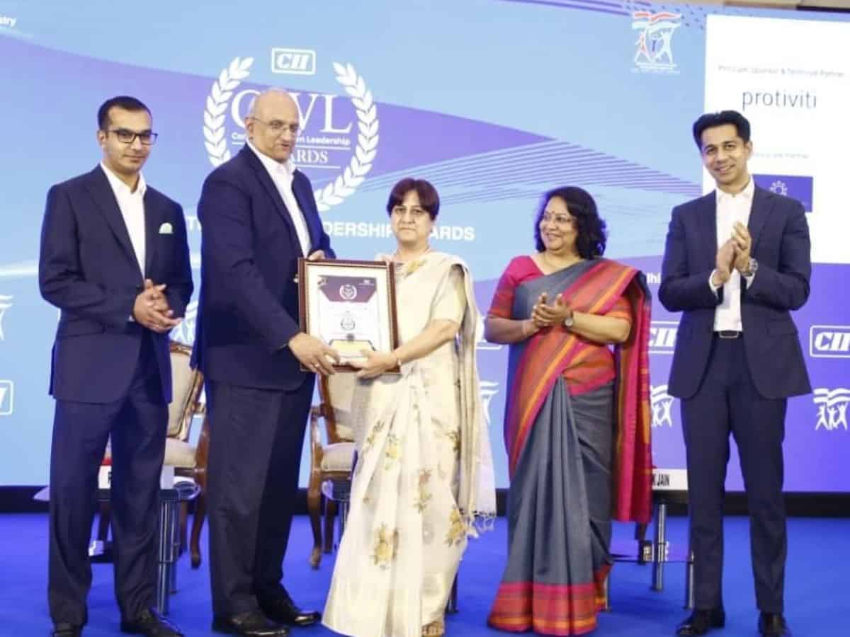 BHEL's Renuka Gera, Director (IS&P), awarded Corporate Woman Leader Award