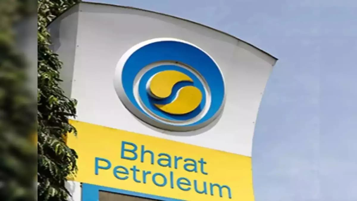 BPCL on strengthening energy transitions signs MoU with Indian Air Force