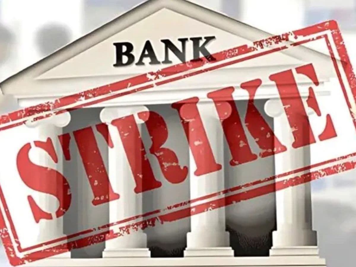 Bank unions to go for nationwide strike on January 27 over 5-day week demand