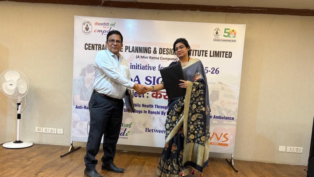 CMPDIL Signs MoA with WVS HOPE for Animal Rescue Ambulance Under CSR Project Karuna