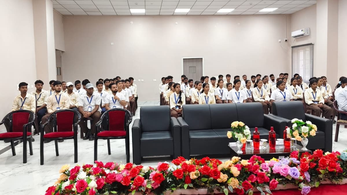 CMPDI Awards Course Completion Certificates to 80 Trainees at CIPET Ranchi