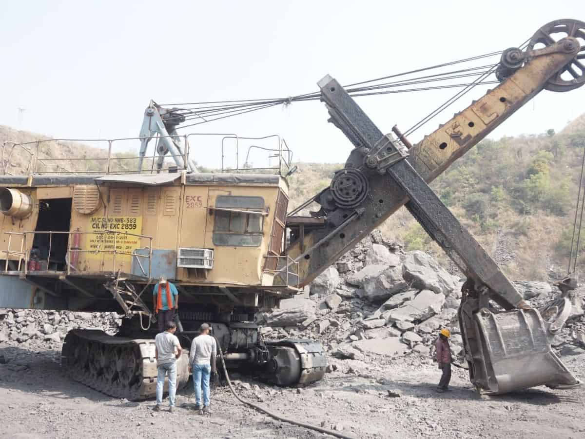 CMPDI carried out non- destructive test of Shovel & other heavy machines