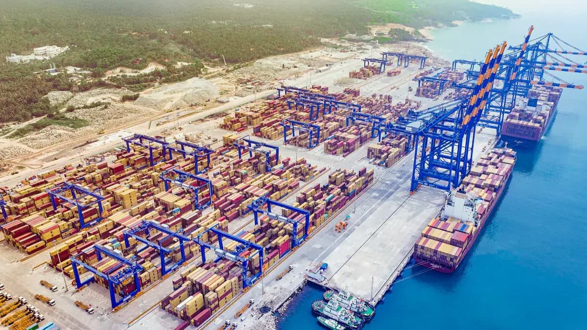 CONCOR Signs MoU with VISL to Develop Container Freight Station at Vizhinjam