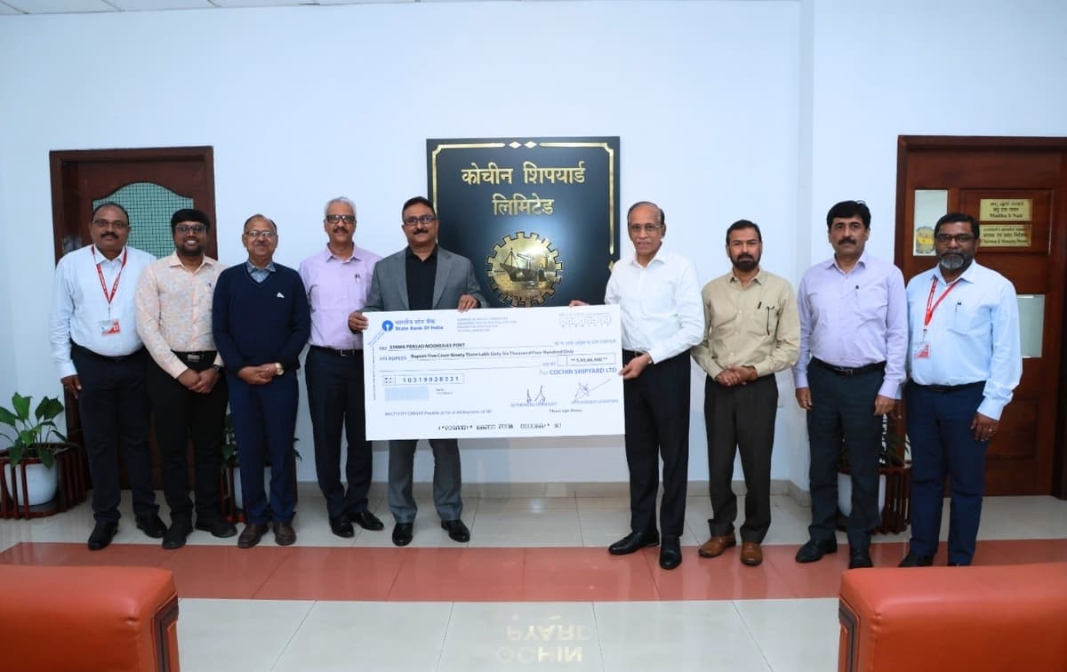 CSL Hands Over ₹5.94 Crore Profit Share to Syama Prasad Mookerjee Port CSL Hands Over ₹5.94 Crore Profit Share to Syama Prasad Mookerjee Port - PSU Connect News