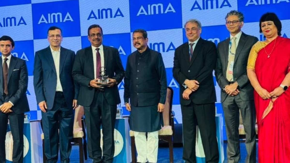 CSL Wins “Outstanding PSU of the Year” Award at AIMA 2026 – Shipbuilding Excellence