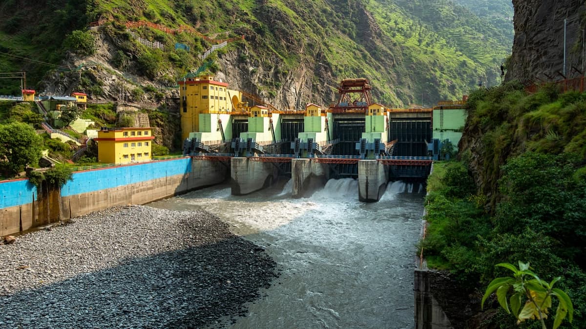 Cabinet Approves Rs. 2,585 Crore Small Hydro Power Scheme to Boost Clean Energy & Rural Jobs
