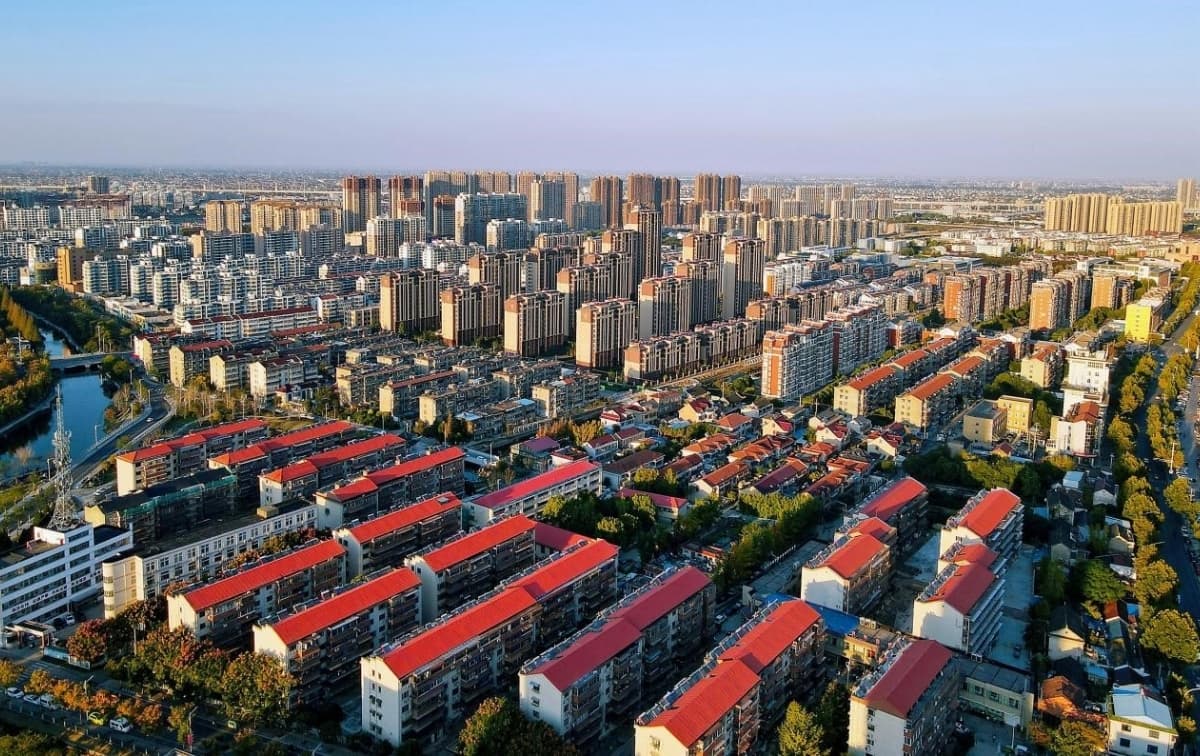 China Surpasses Annual Goal for Renovation of Old Urban Residential Communities
