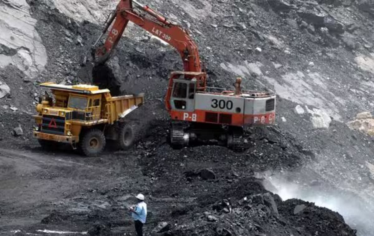 Coal India Share Volume Jumps After BCCL IPO Filing | Official Clarification