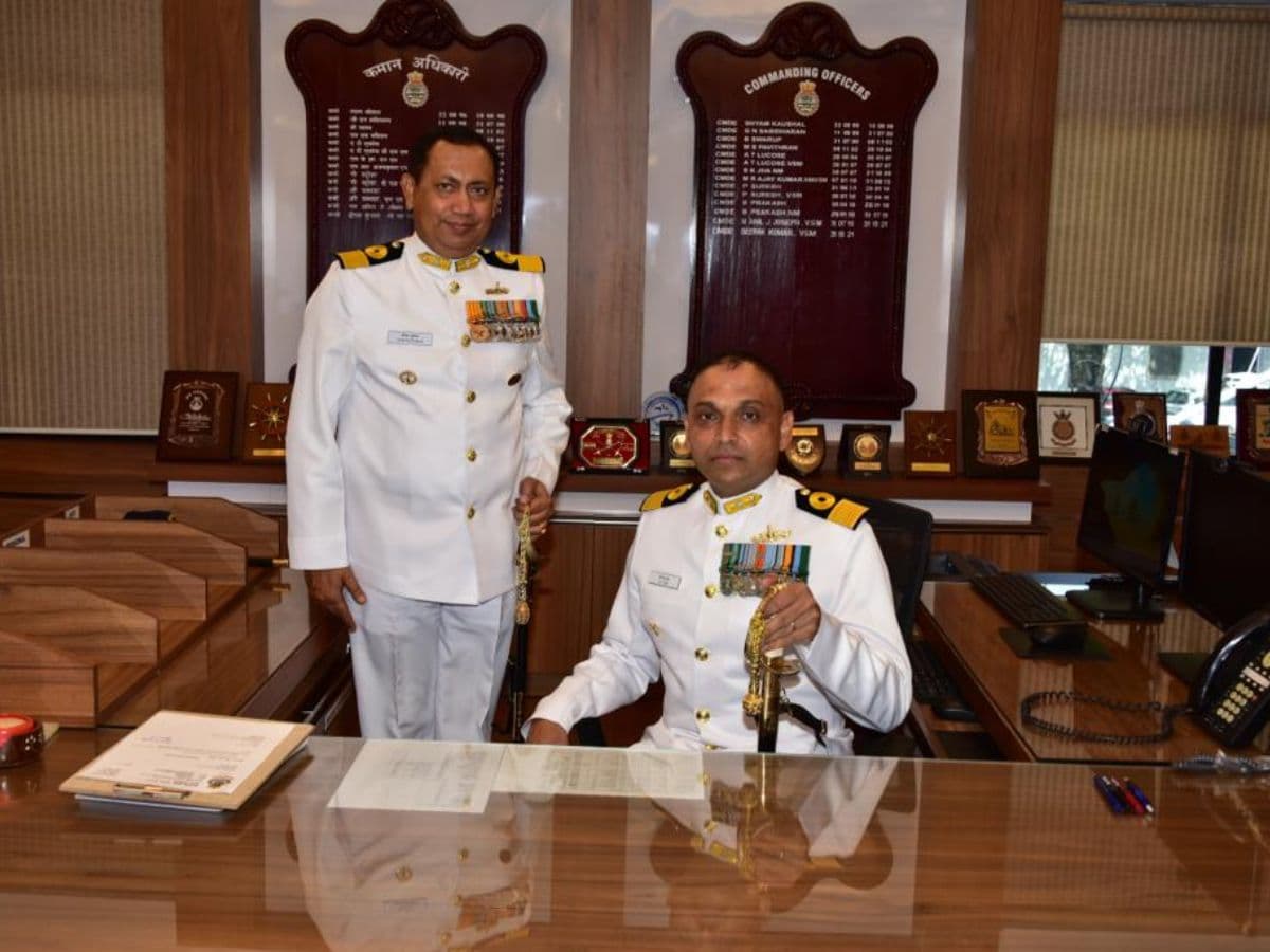 Commodore VZ Job takes over as Commanding Officer of INS Venduruthy
