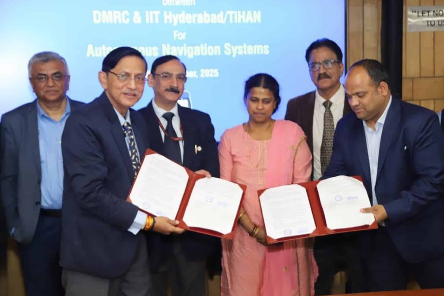 DMRC Signs MoU with IIT Hyderabad’s TiHAN for Autonomous Navigation Solutions