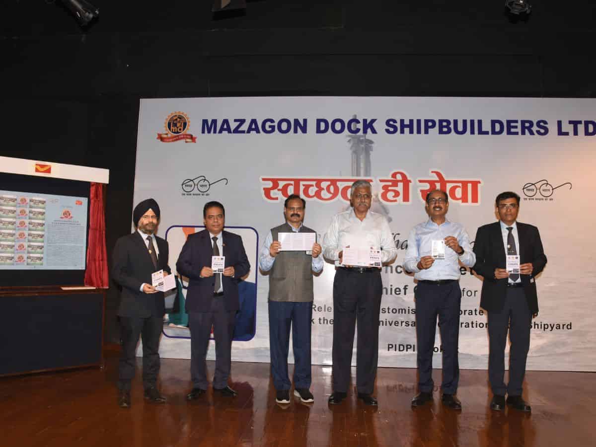 Defence Secretary visits MDL, Mumbai; Urges all DPSUs to make efforts towards making India self-reliant