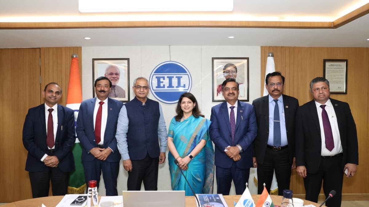 Dr. Neeraj Mittal Visits Engineers India Limited, Highlights Innovation