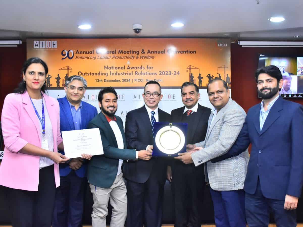 EIL won AIOE National Award for Outstanding Industrial Relations