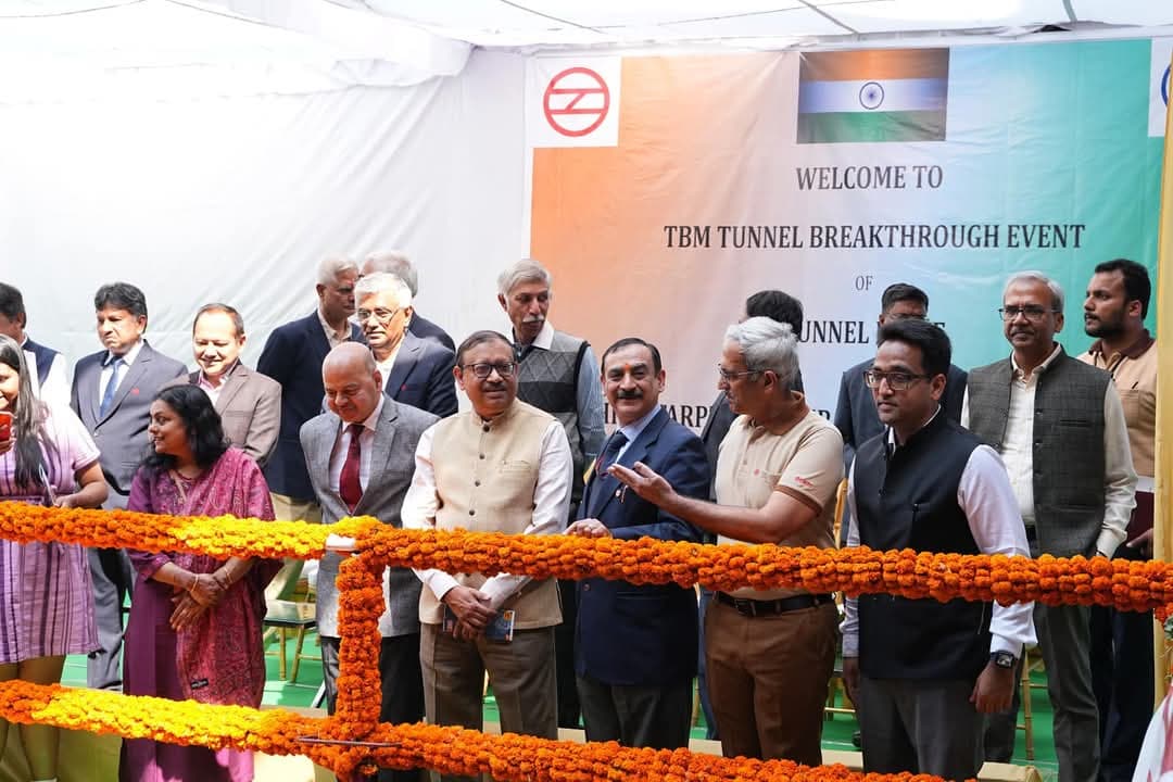 DMRC achieves Major Tunnelling Milestone on Phase 4 Golden Line, Breakthrough at IGNOU Metro Station