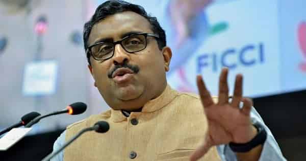 Don't foresee hurdle in implementing the budgetary proposals for PSU disinvestment: Ram Madhav