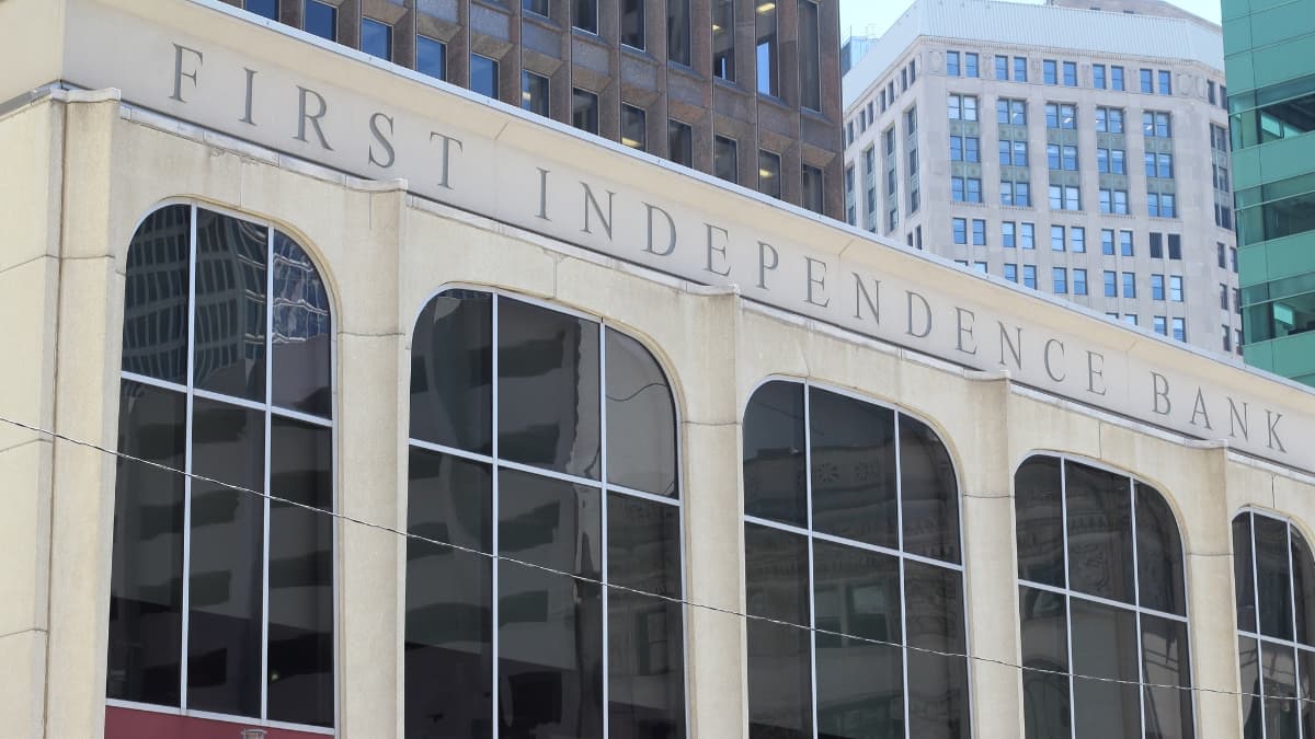 First Bank Failure of 2026: Metropolitan Capital Bank & Trust Closed; First Independence Bank Takes Over Deposits