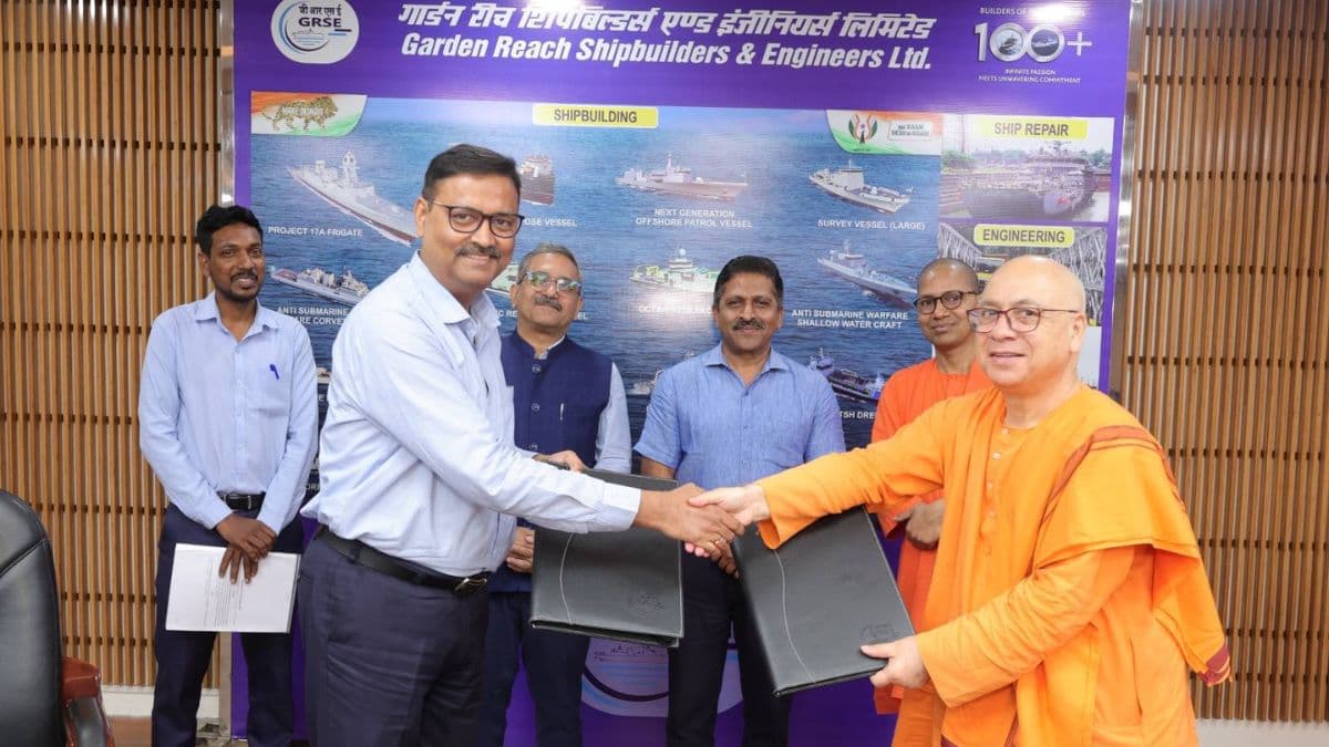GRSE Signs CSR MoU with Ramakrishna Mission to Support Child Welfare Units