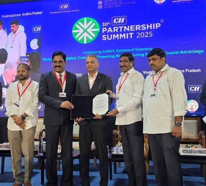 GRSE and Andhra Pradesh Maritime Board Sign MoU for Future Mutual Progress, maintaining the spirit of promoting “Atmanirbhar Bharat”