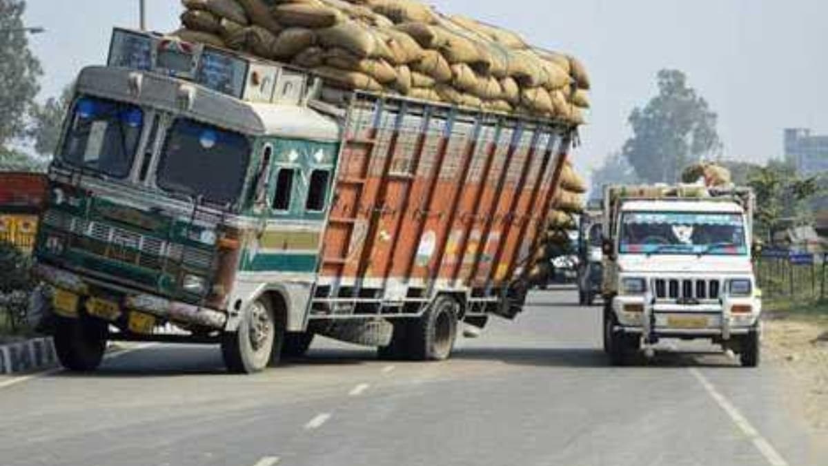 Government Tightens Rules on Overloaded Vehicles on National Highways