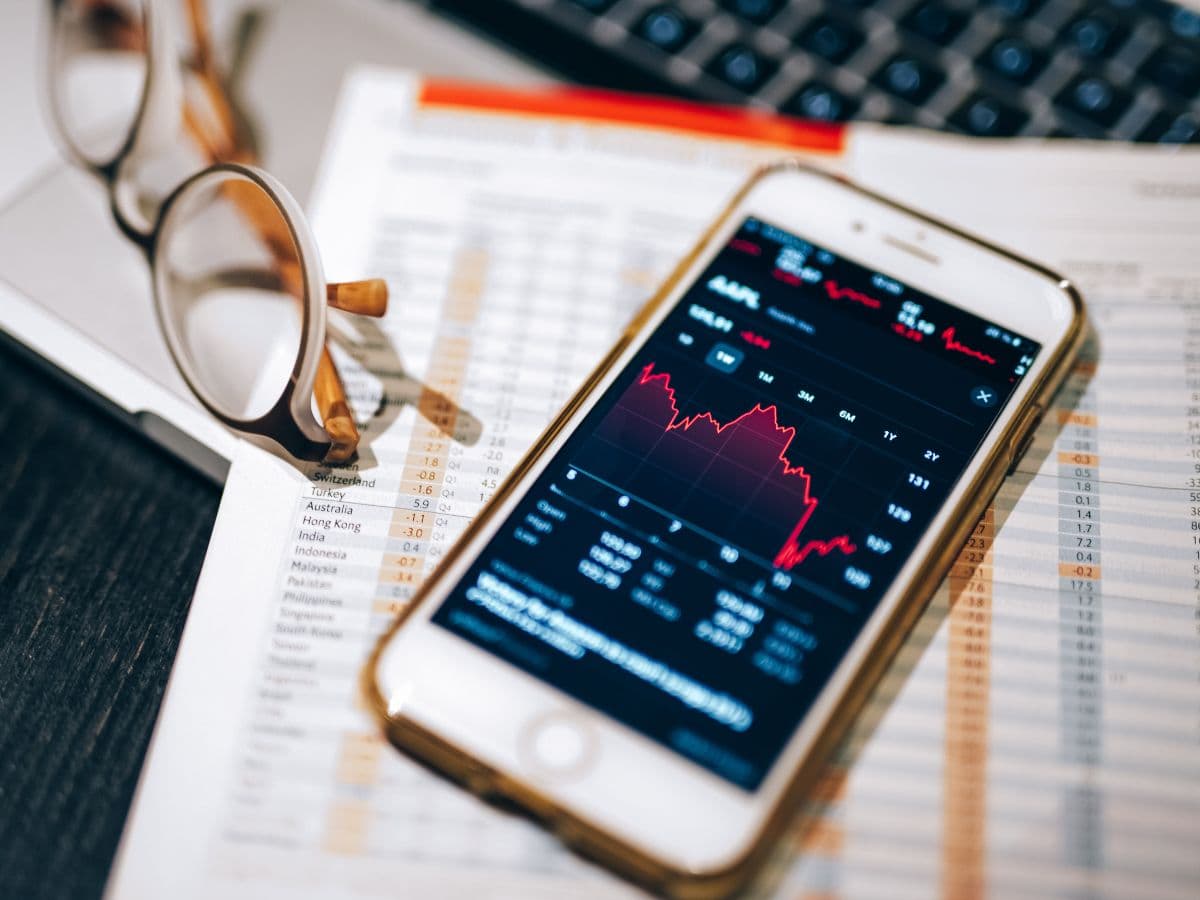 How PSU and Tech Stocks Helped India Reclaim Its Spot as the World’s 5th Largest Stock Market