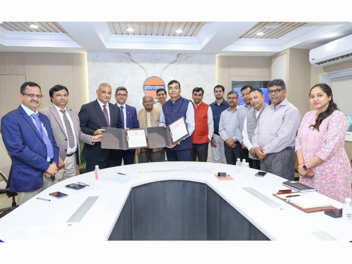 IOCL and Indian Bank sign MoU to provide financial solutions to authorised dealers