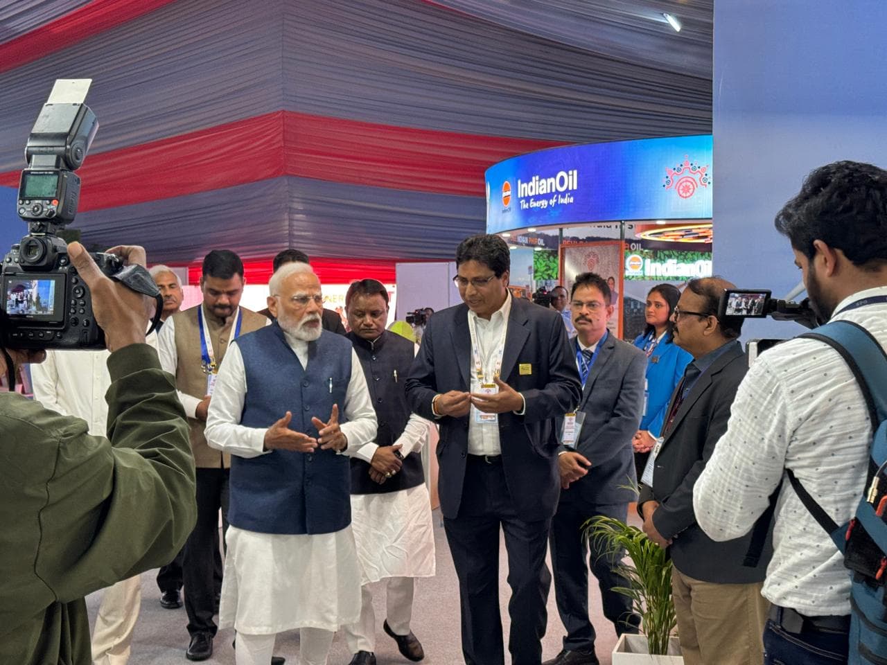 Prime Minister Shri Narendra Modi Visits IREDA Pavilion at Make in Odisha Conclave