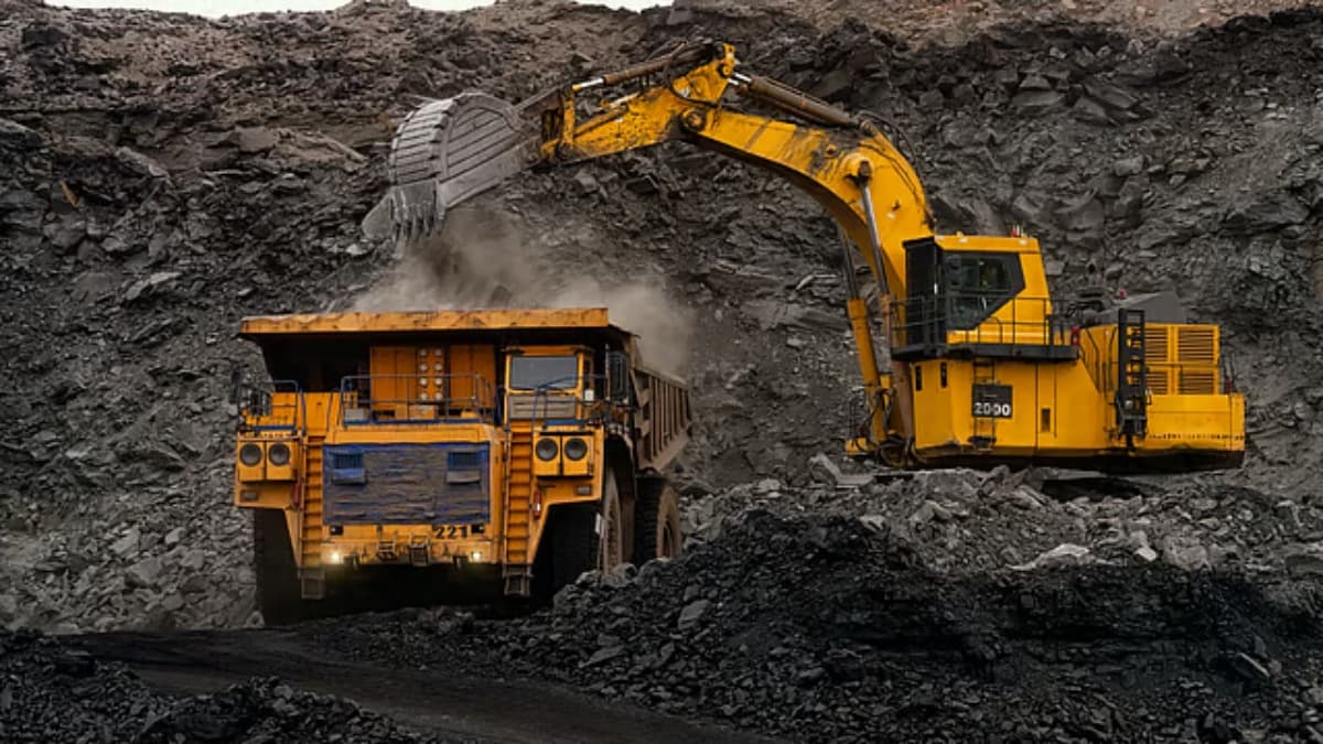 India Crosses 200 Million Tonnes Coal Production in FY 2025 26