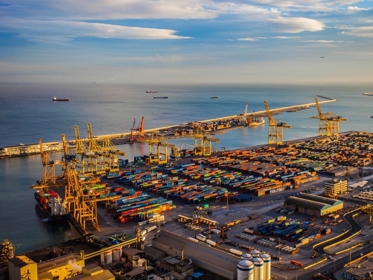 Indian Major Ports Achieve Record Cargo Handling and Growth in FY 2024-25