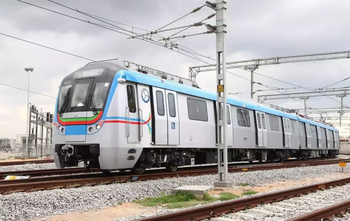 Indian Railways Sanctions ₹89,780 Crore Projects in Maharashtra for Network Expansion