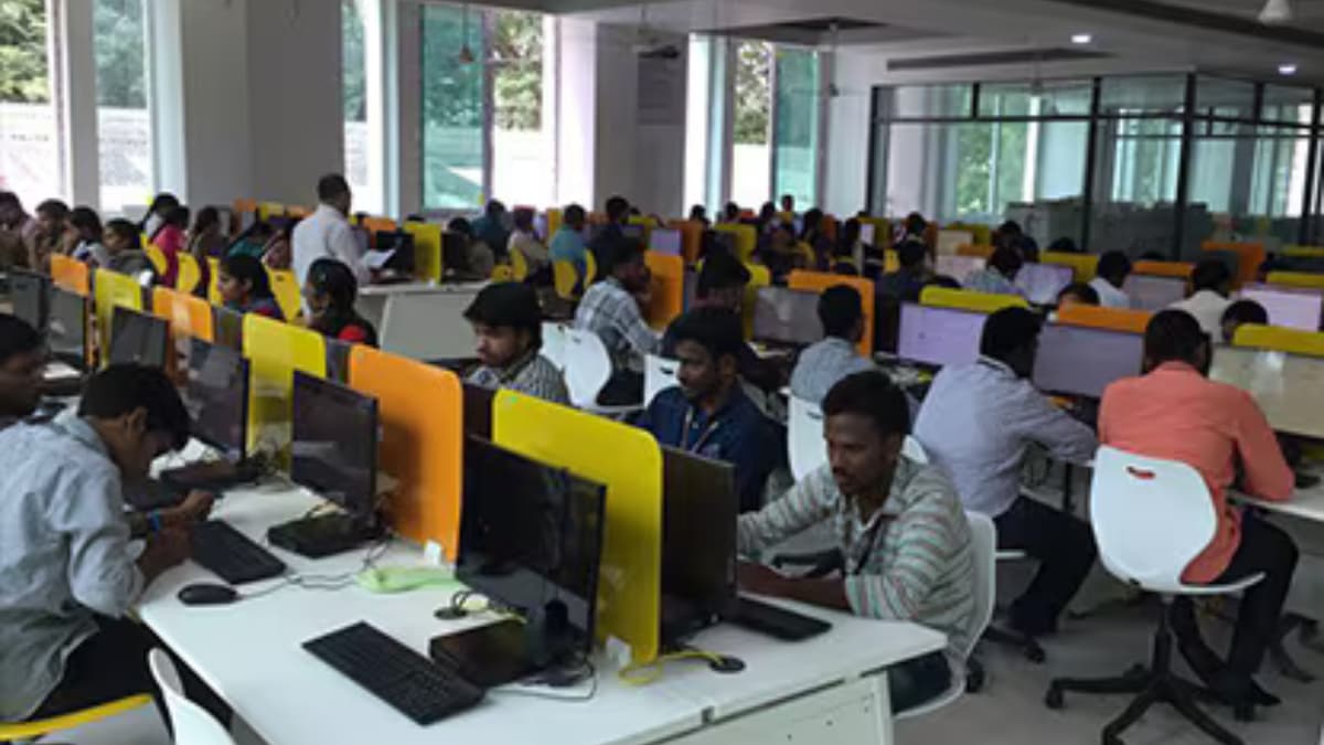 Infosys Expands MInfosys Expands Mohali Development Center, Creates 3,000 Jobs