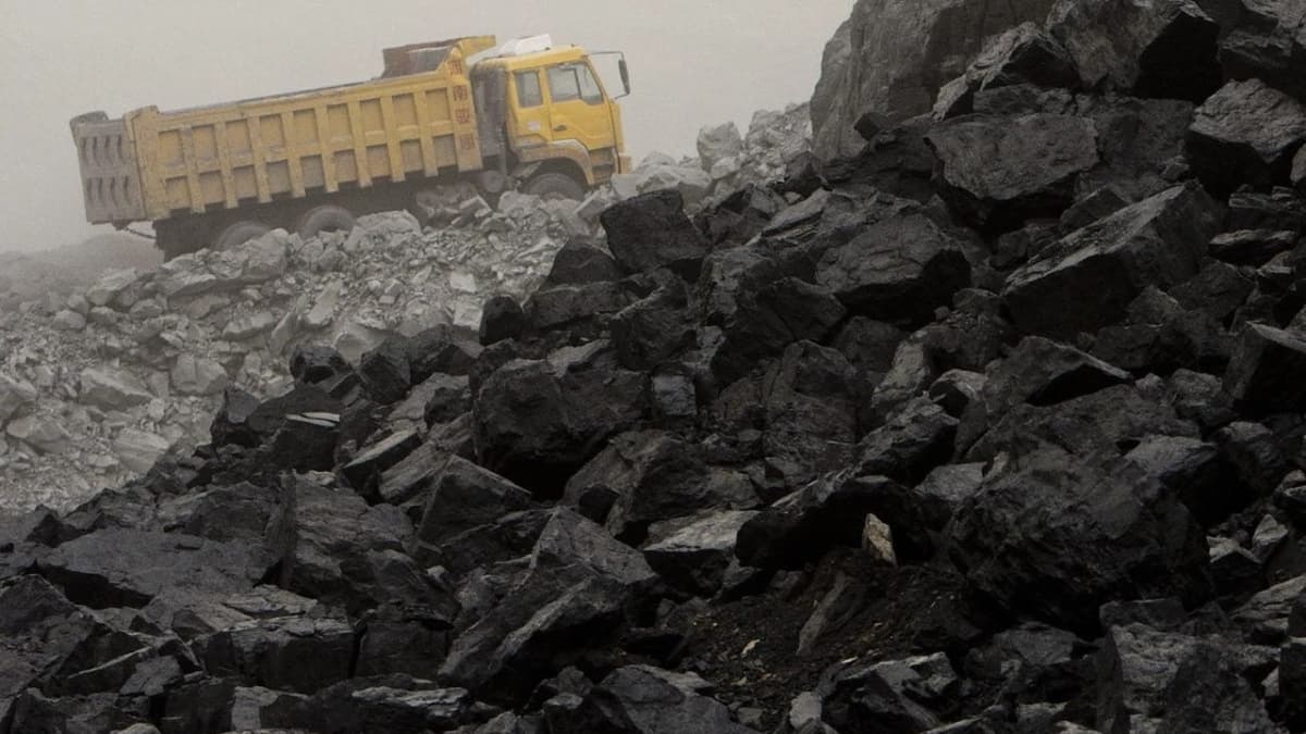 JSW Steel Just Secured Its Future: 850 MT Mozambique Coal Mine to Fuel India’s 2030 Mega-Plan