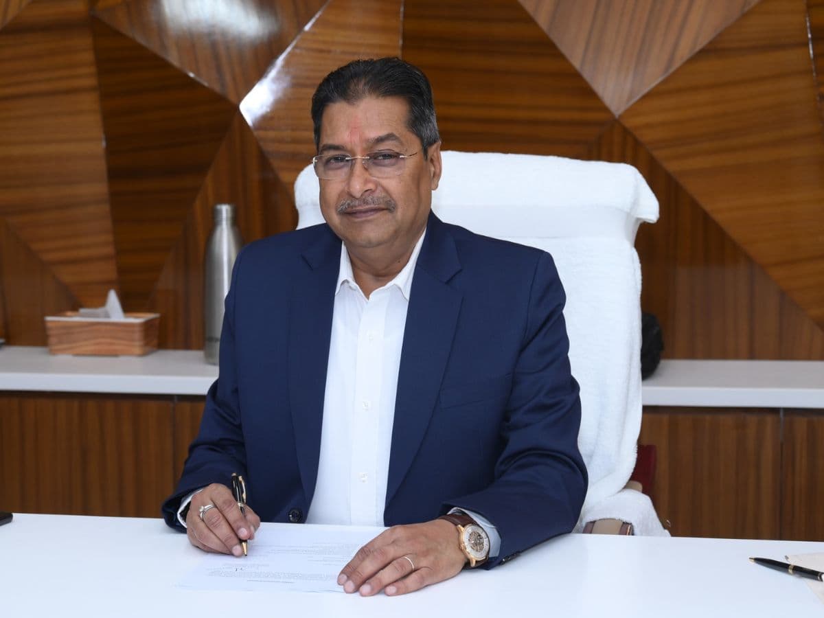 Jai Prakash Dwivedi Assumes Additional Charge as SECL CMD