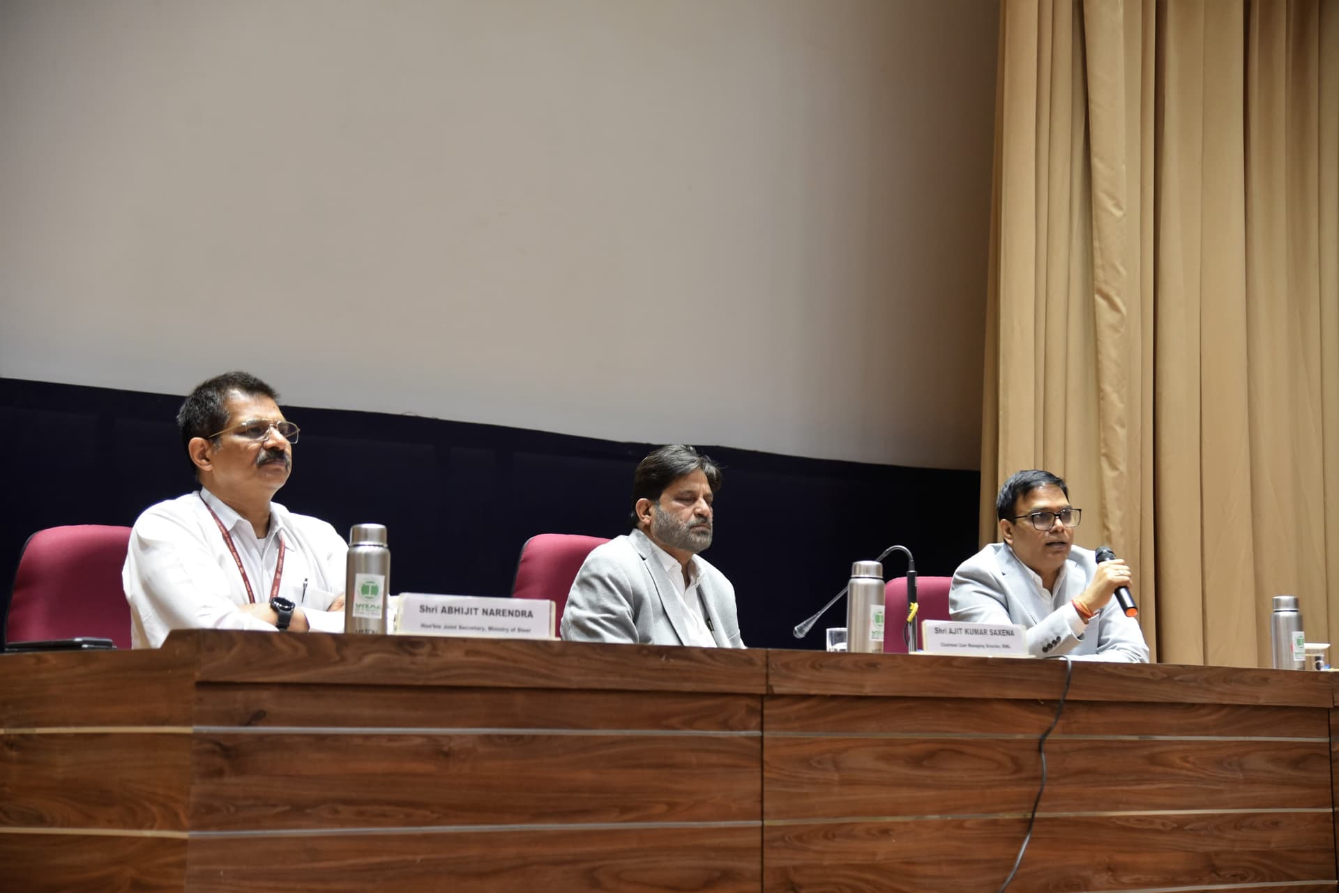 Steel Ministry Officials Emphasized the Need for Increased Production at Visakhapatnam Steel Plant