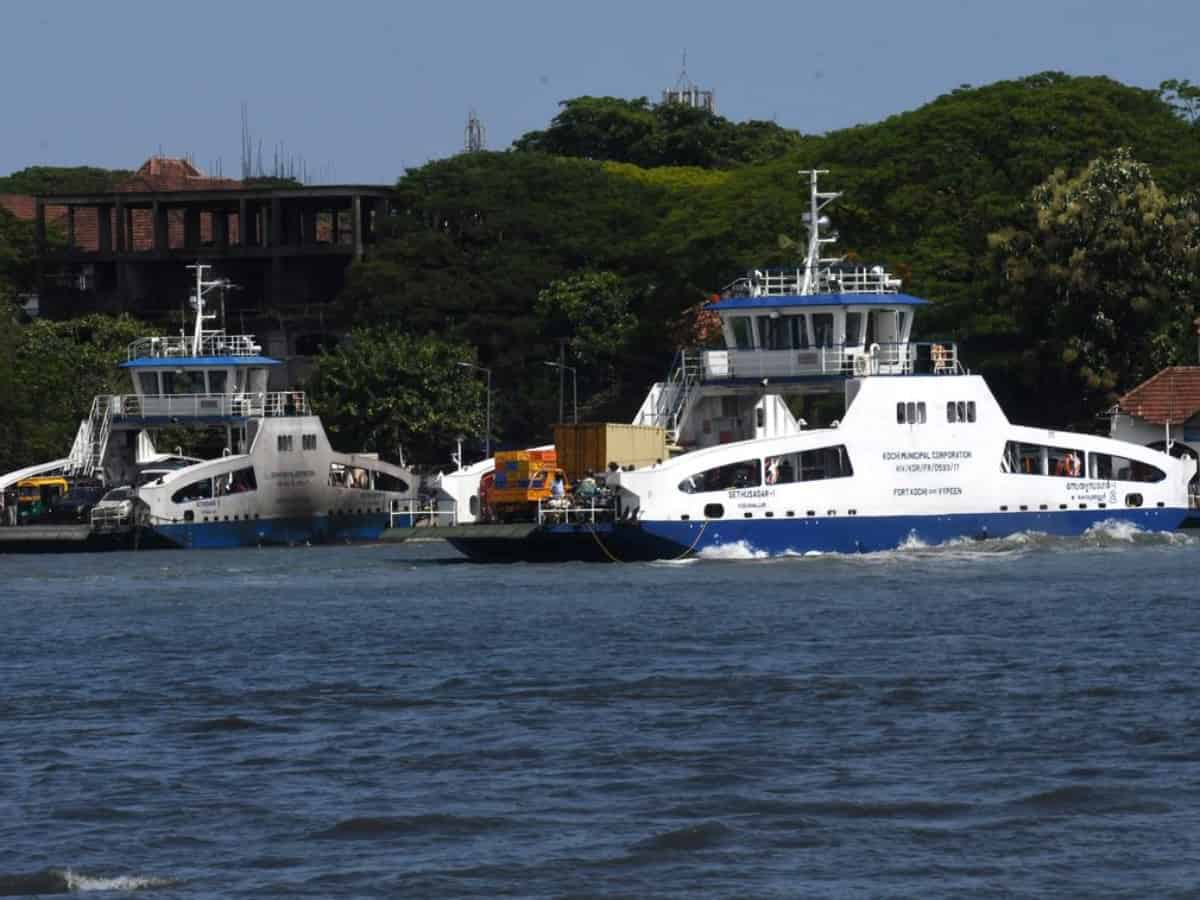 Kochi Corporation and Cochin Shipyard sign MOU for Ro-Ro boat