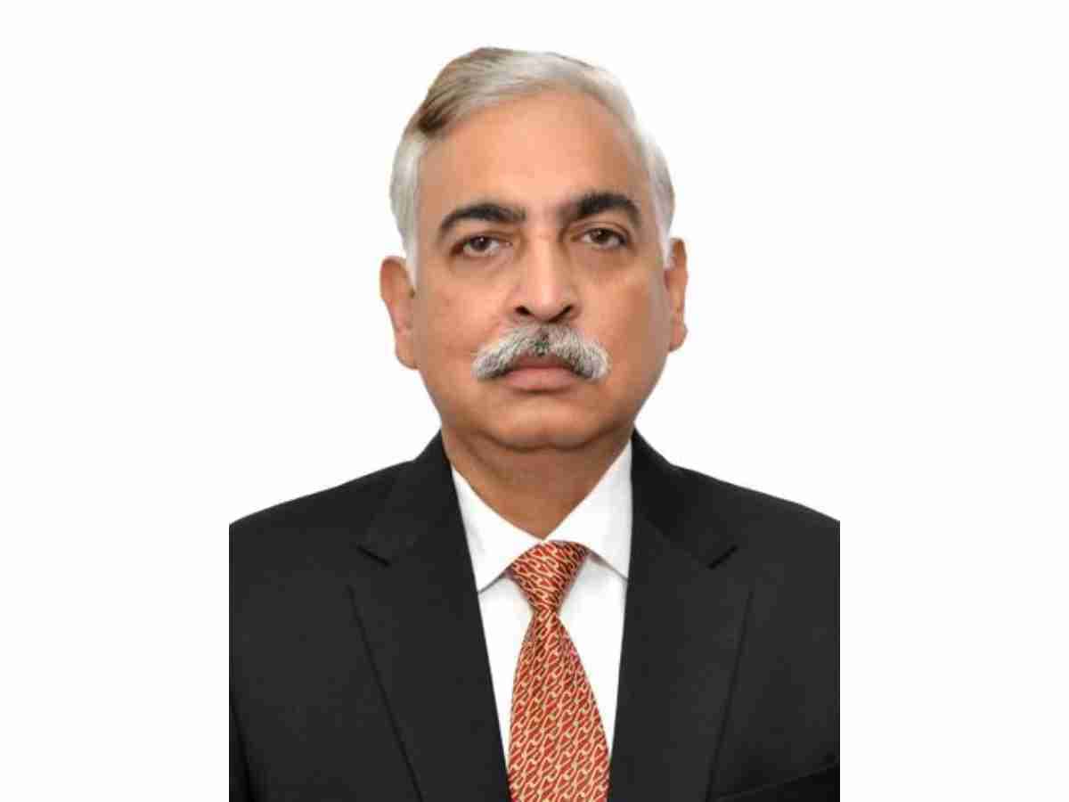 Manju Singhal takes charge as Director (Infrastructure), DMRC