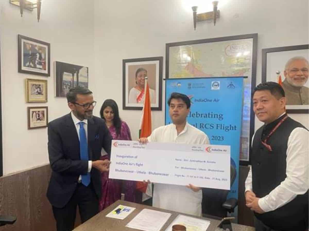 Minister Scindia inaugurates Utkela Airport