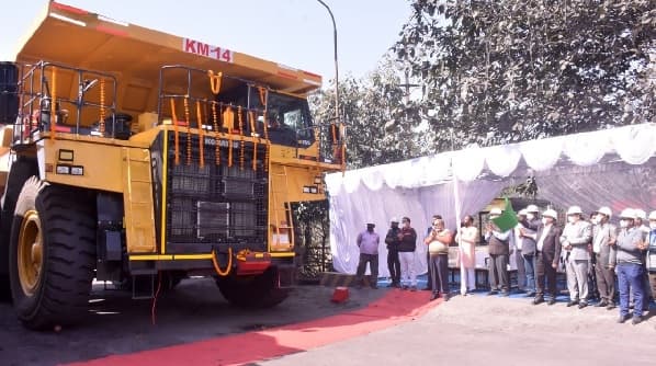 NCL commissioned 6 Dumpers of 100 tonne capacity at Dudhichua OCP