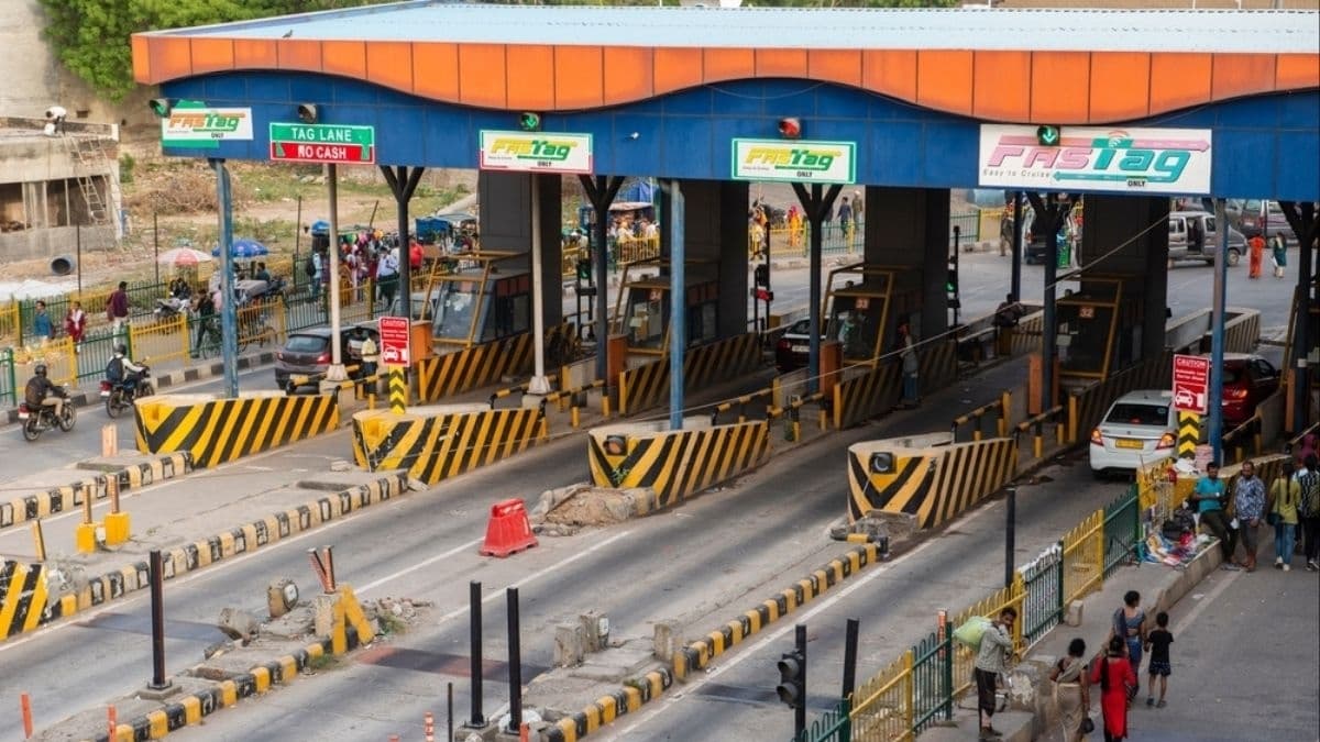 NHAI Terminates User Fee Collection Contract at Bara Fee Plaza, UP for misbehaving with National Highway user