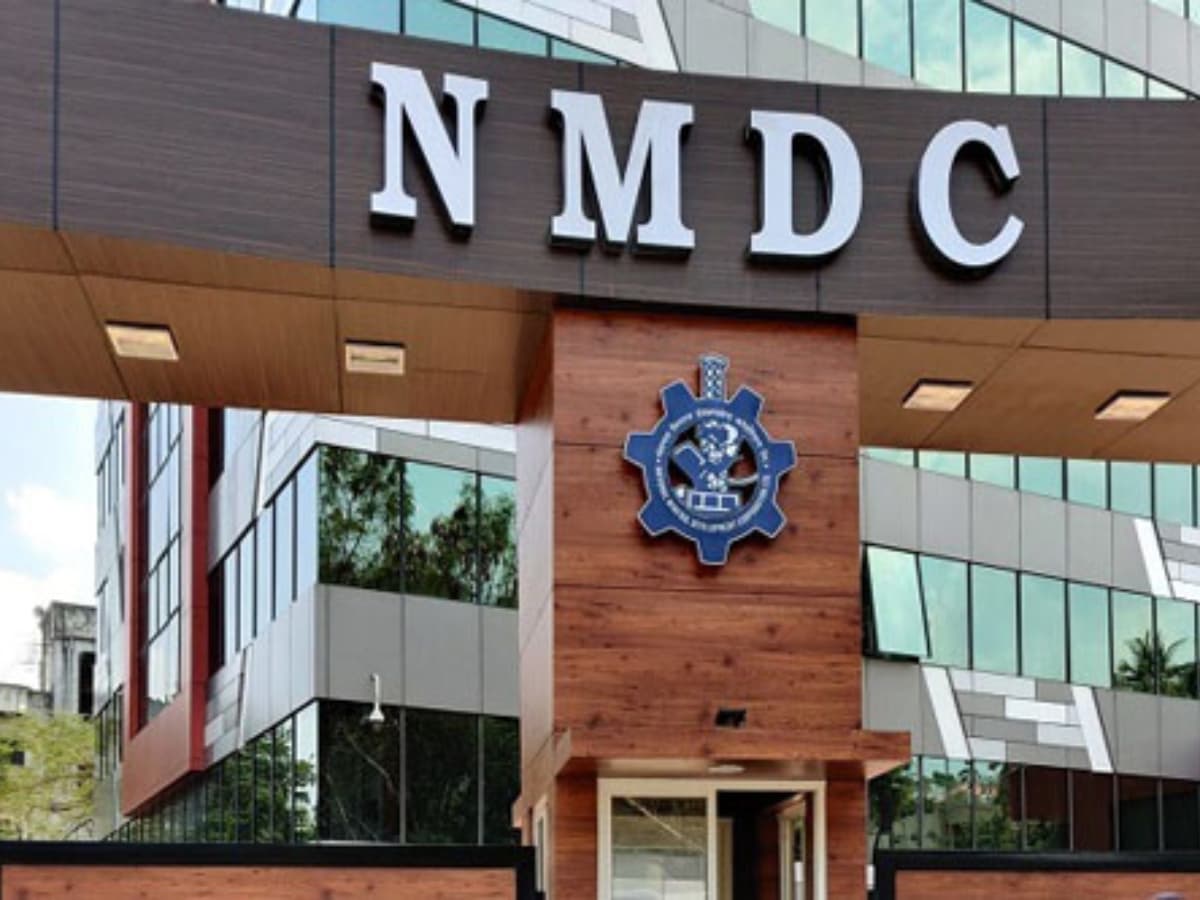 NMDC Allocates Rs 113.53 Crore for CSR Projects in Chhattisgarh for Sustainable Development