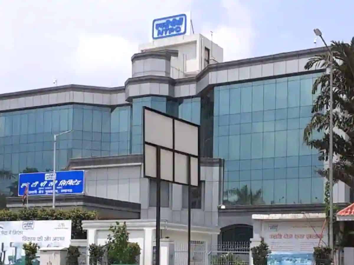 NTPC pays Final Dividend of Rs. 2,909 cr for FY 21-22