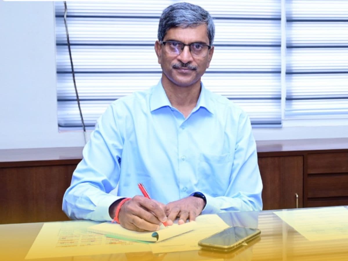 Shri Nripendra Nath, assumed charge as Director (Technical), CMPDI