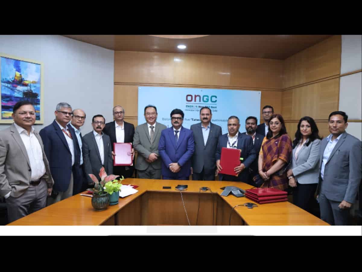 ONGC and Oil India Sign Joint Operating Agreement for three Blocks awarded in OALP round IX