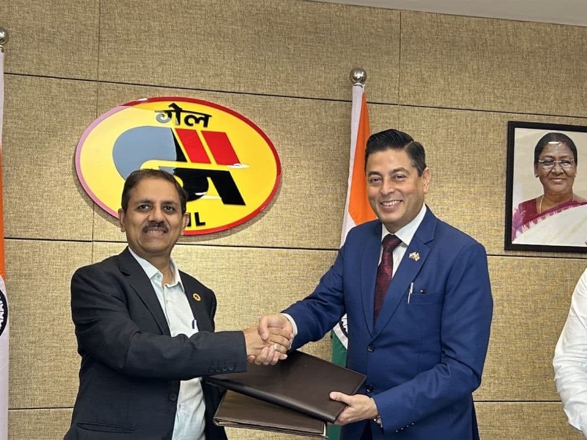 Two Maharatna PSUs OIL and GAIL extend Gas Sale and Purchase Agreement for next 15 years