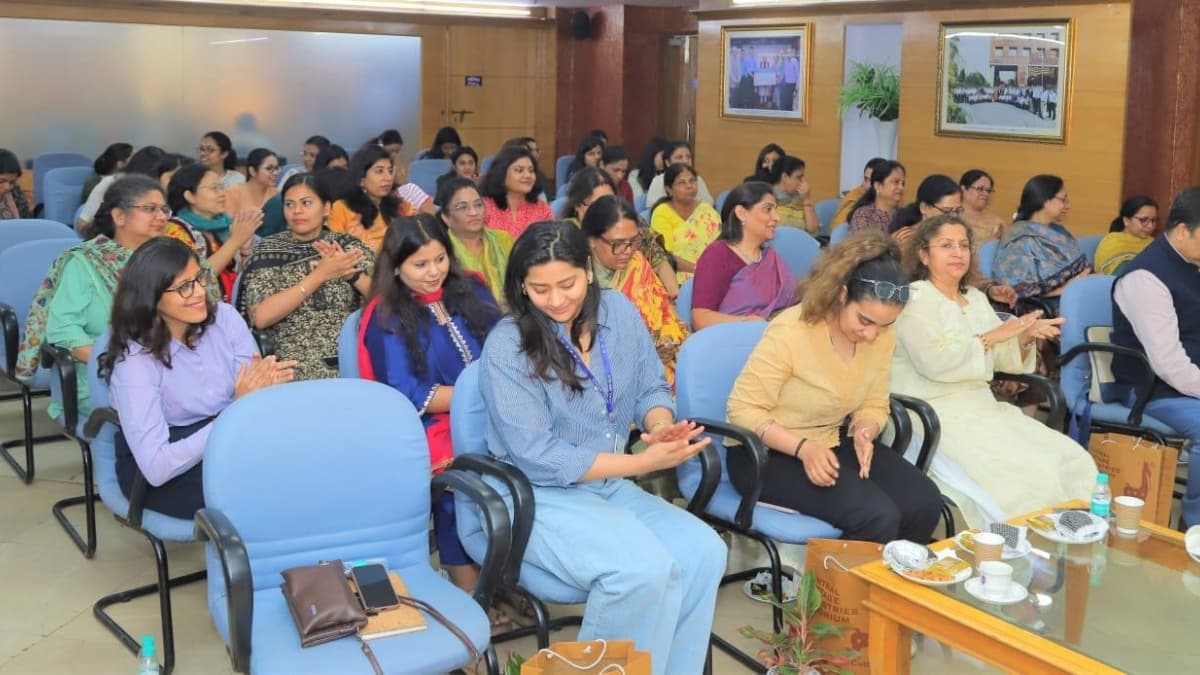 PFC Organises Health Awareness Session for Women Employees on Cancer Prevention