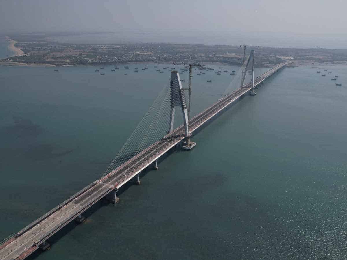 Most awaited Gujarat's Signature Bridge: Read About its beauty