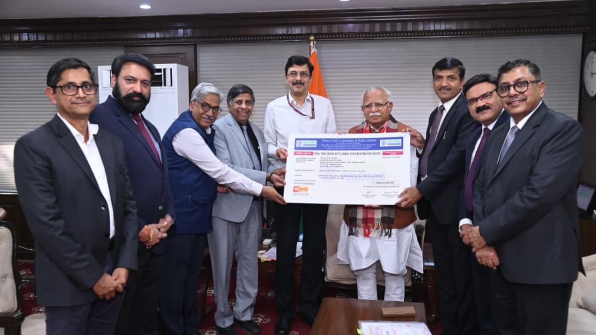 POWERGRID Hands Over ₹1,493 Crore Interim Dividend to Union Power Minister, FY25-26 Payout Highlights Strong Growth