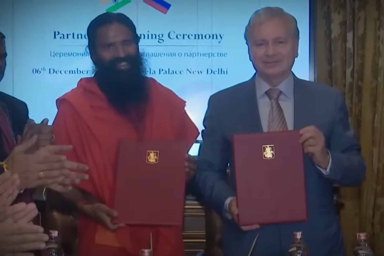 Patanjali Group Signs MoU to Enter Russia With Ayurveda Products