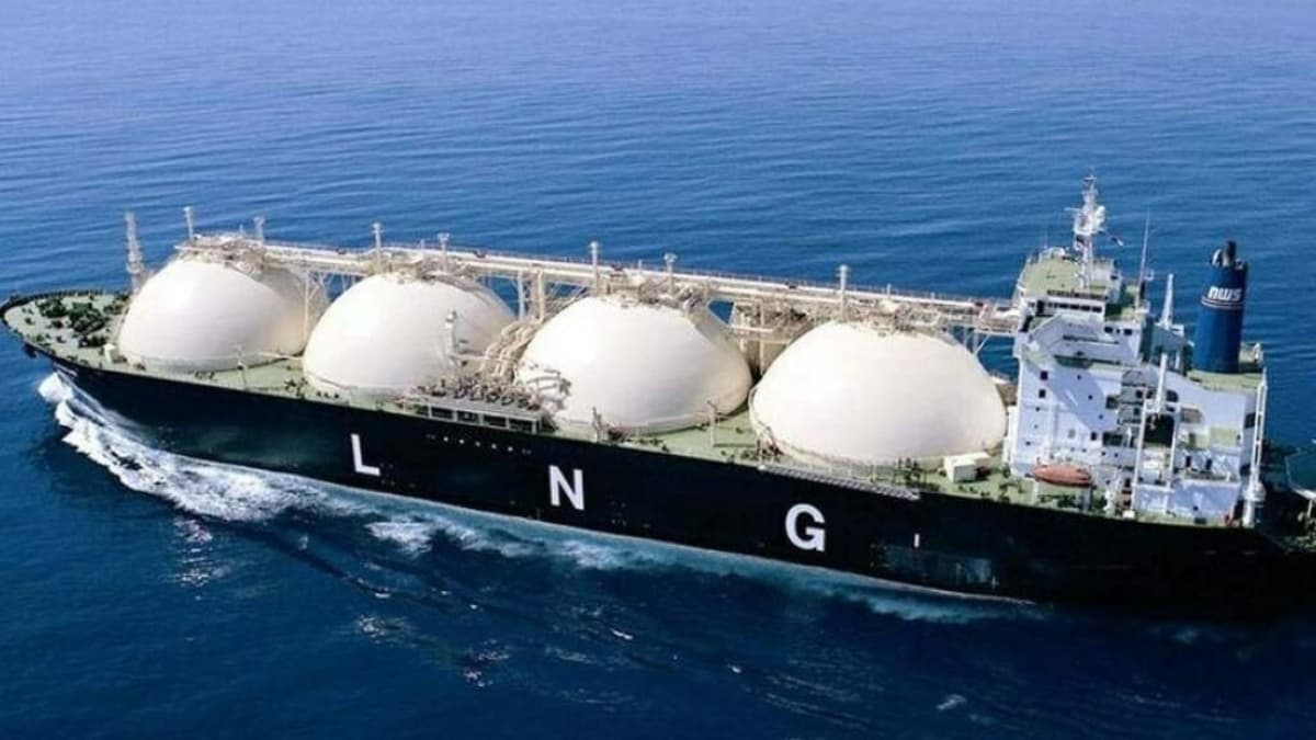 Petronet LNG Signs Gas Agreements with ONGC and Mahanagar Gas