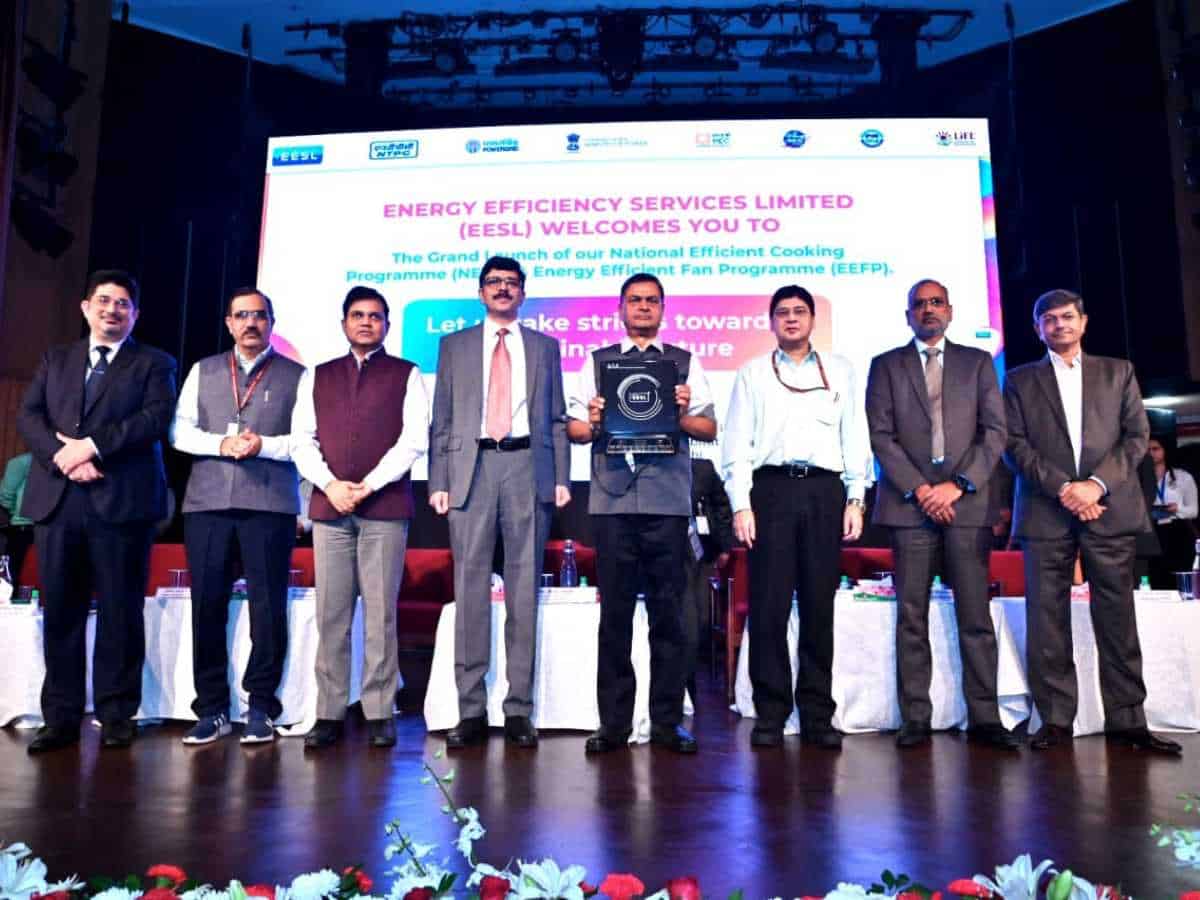 Power Minister unveils EESL’s its two Groundbreaking Programme